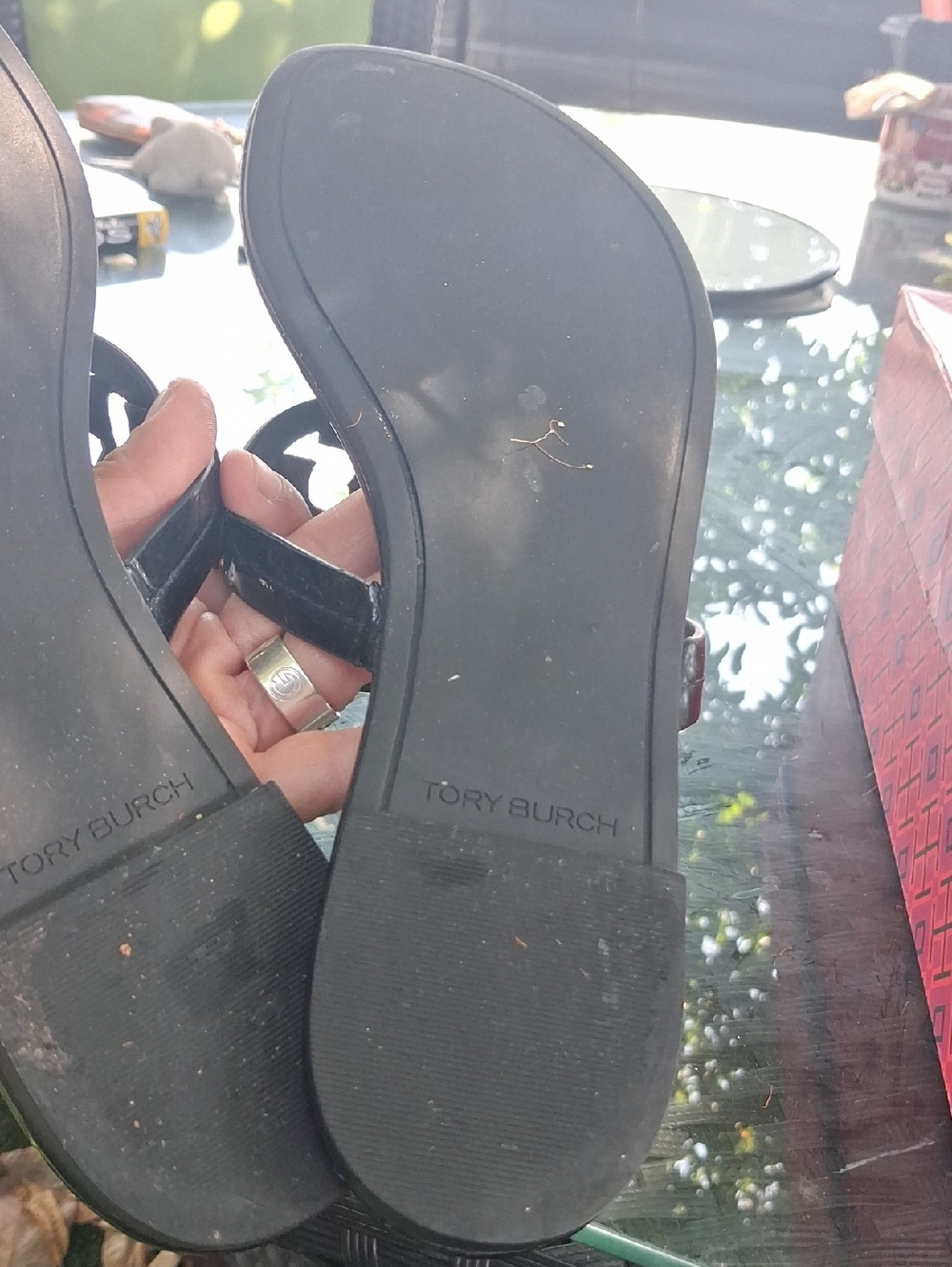 Tory Burch Black Patent Logo Jelly Thong Sandals - Picture 5 of 5